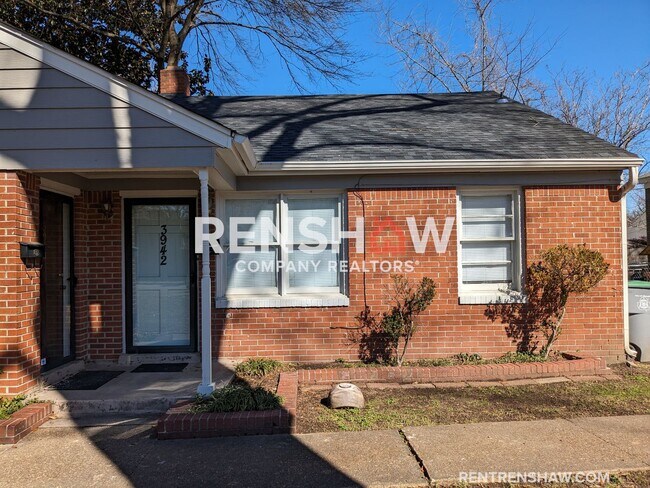 Building Photo - Duplex unit in Desirable Hedgemoor Neighbo...