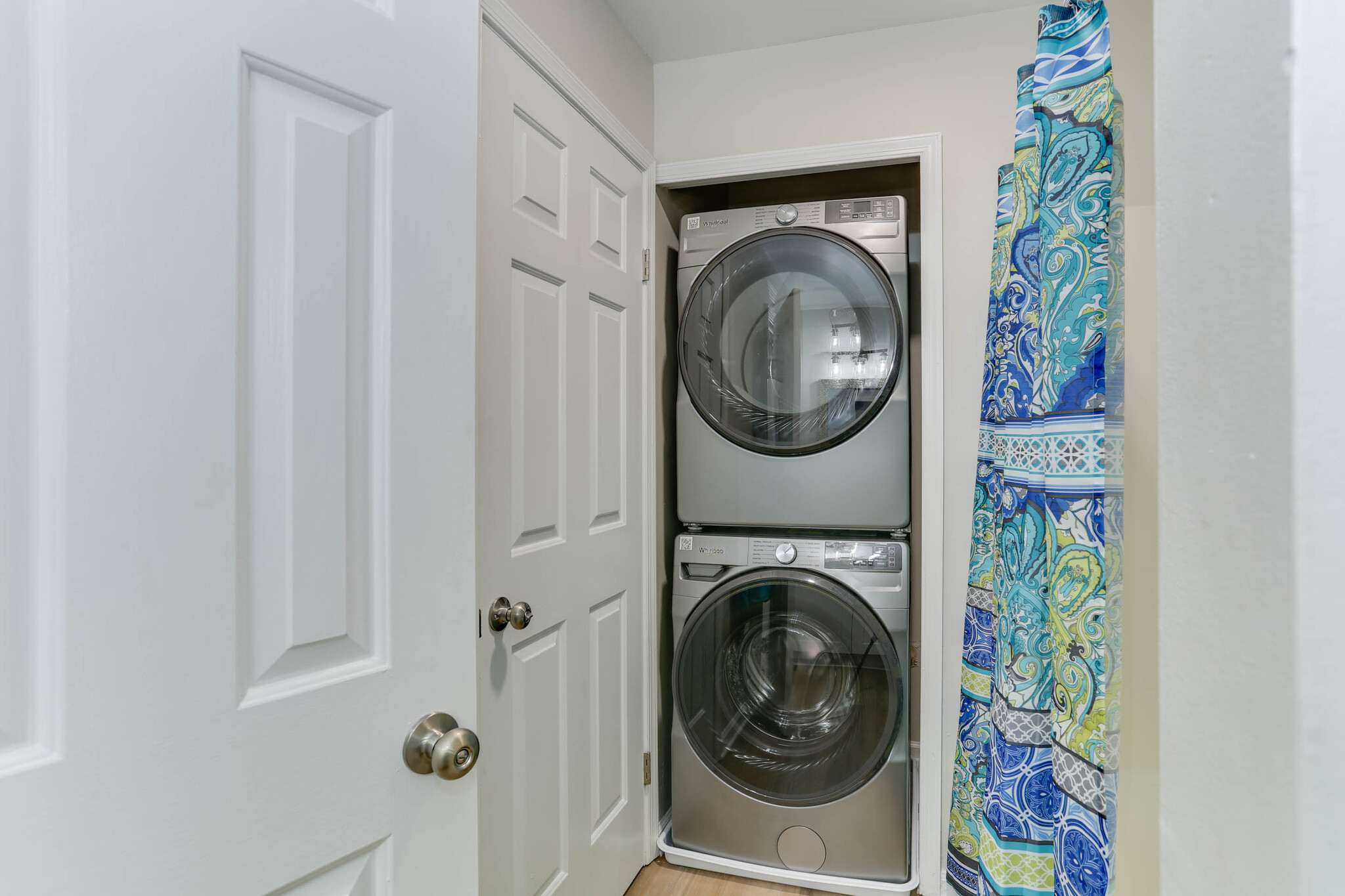 New Washer & Dryer - 1553 Penrose Arch