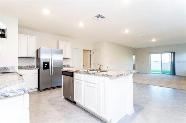 Building Photo - 1779 Post Oak Dr