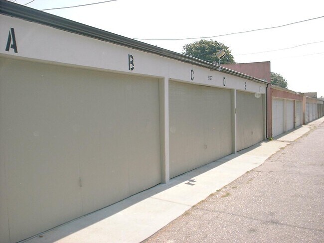 Enclosed Garage Parking - 3137 S Barrington Ave