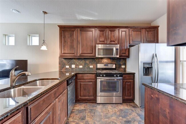 Building Photo - 12212 Tawny Farms Rd