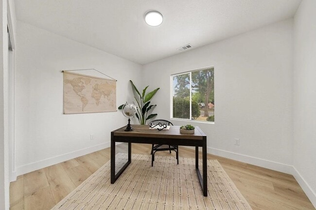 Building Photo - 5891 28th St