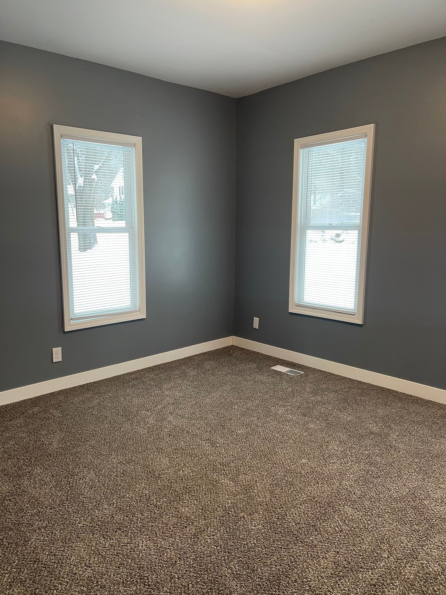 Building Photo - 1032 Denner St