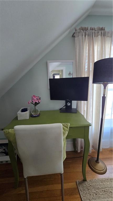 Building Photo - 42 Kay St