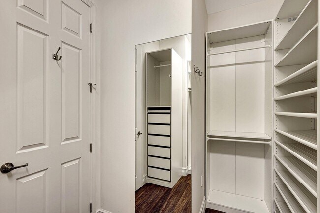 Building Photo - 10295 SW Indian Lilac Trail