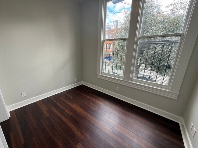 Building Photo - 780-782 Treat Ave/ 2950 21st Street (7039rc)