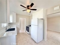 Building Photo - 313 N Beverly Ct