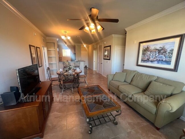 Building Photo - 903 Charo Pkwy