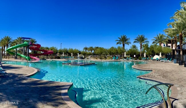 Building Photo - 5549 S Dillon