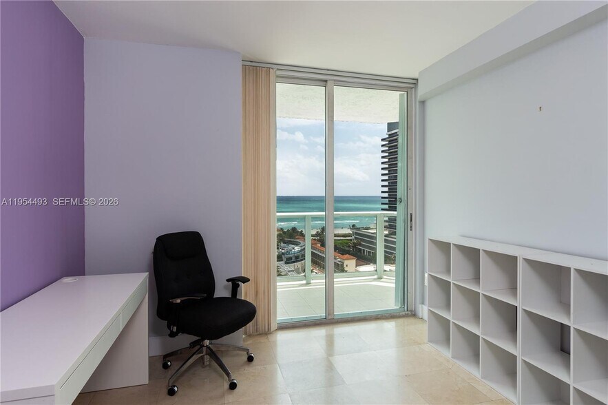 Building Photo - 5900 Collins Ave