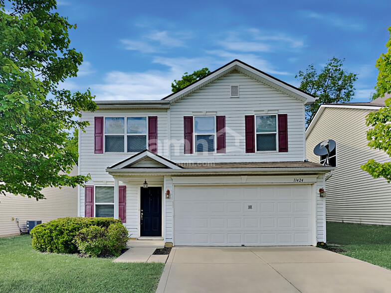 Primary Photo - 11424 Long Lake Dr