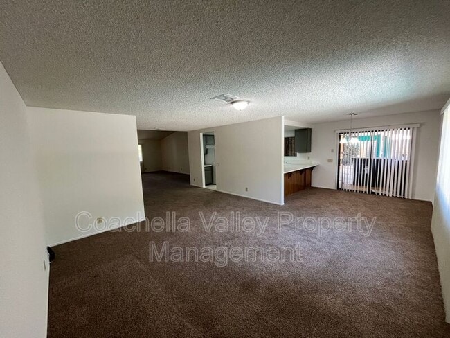 Building Photo - 567 N Hermosa Dr