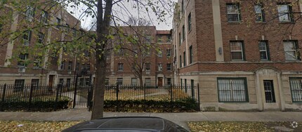 Building Photo - Modern Rogers Park 1 Bed Apartment