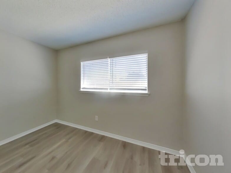 Building Photo - 20118 Misty Pines Dr