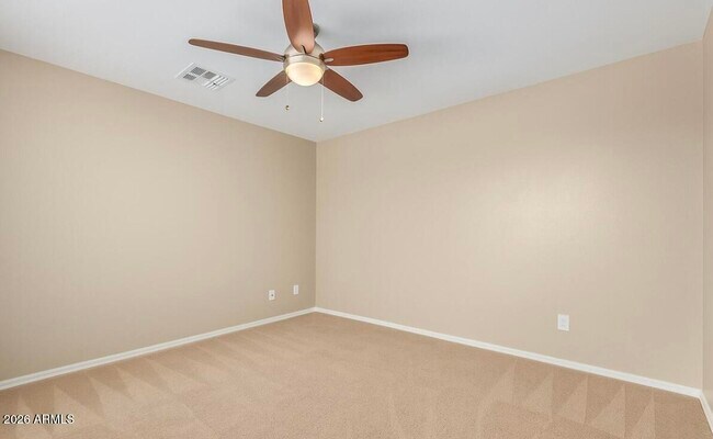 Building Photo - 3660 E Zachary Dr