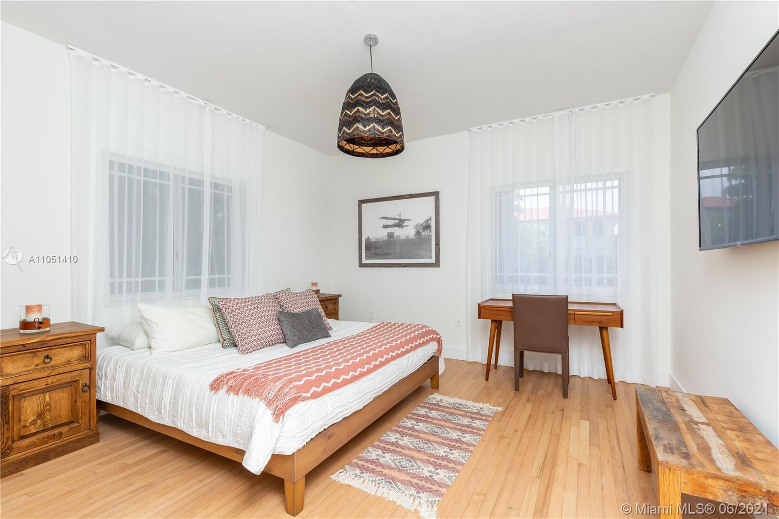 Building Photo - 501 SW 19th Rd