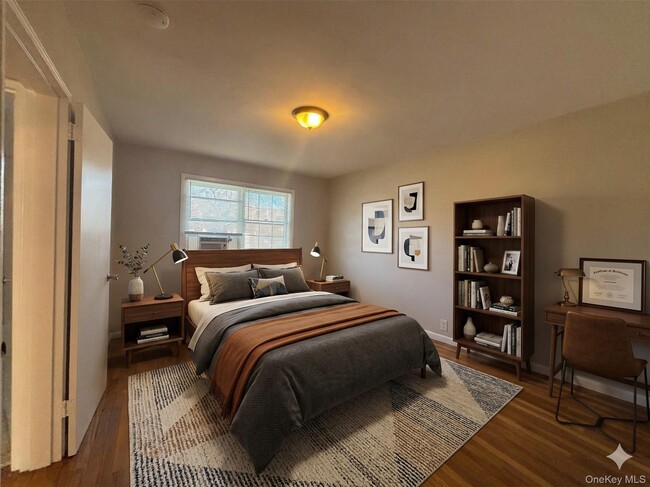 Building Photo - 580 Bedford Rd