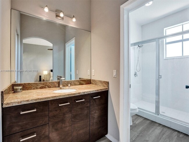 Building Photo - 5922 Siena Ln