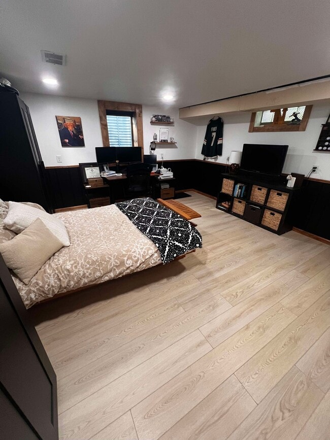 Basement Bedroom - 8434 Colfax Ave S