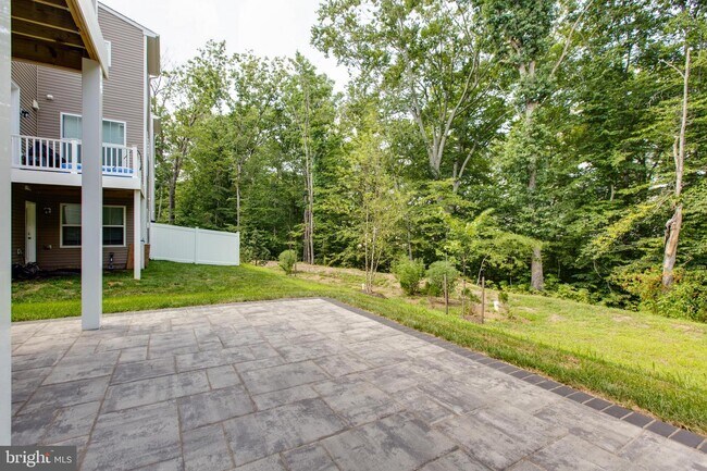 Building Photo - 2546 Buckthorn Dr