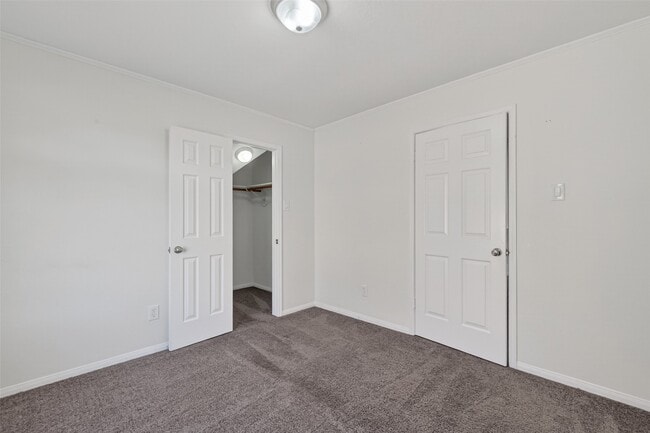 Building Photo - 3522 Brookwood Dr