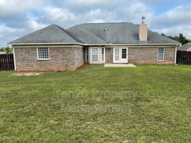Building Photo - 7974 N Ivy Park Dr