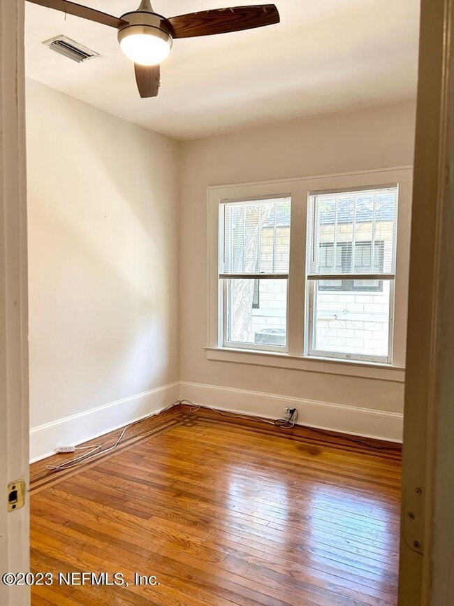 Building Photo - 2805 Park St