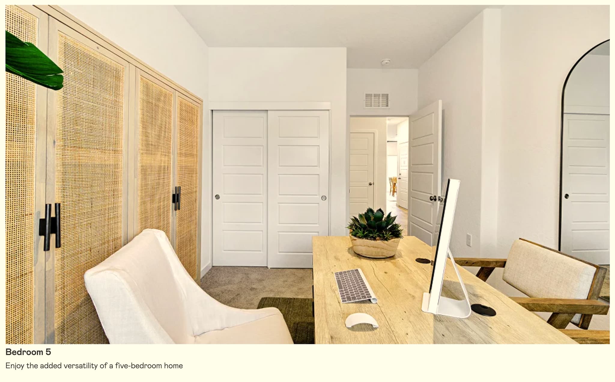 Building Photo - 4457 Buckingham Ave