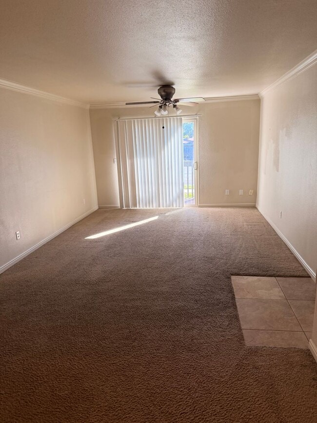 Building Photo - 5710 S 900 E