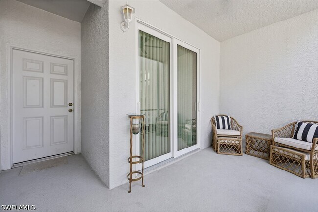 Building Photo - 26751 Clarkston Dr