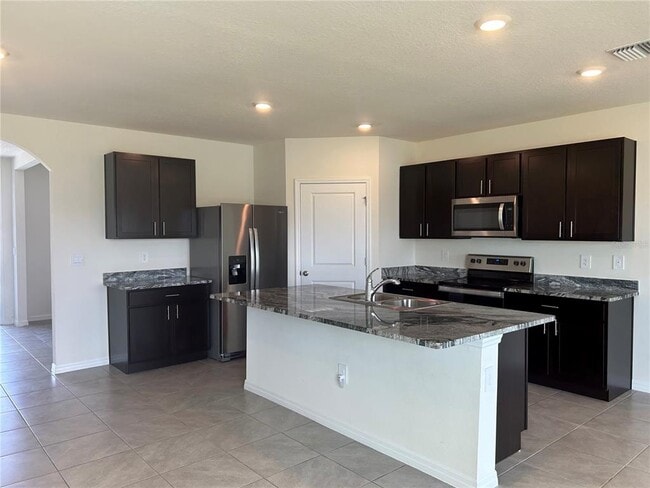 Building Photo - 17218 Reserva Dr