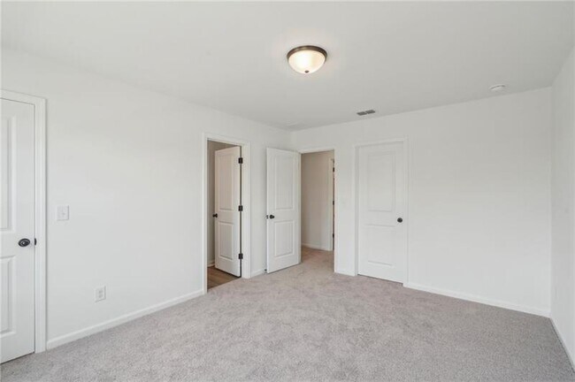 Building Photo - 522 Silverleaf Trl