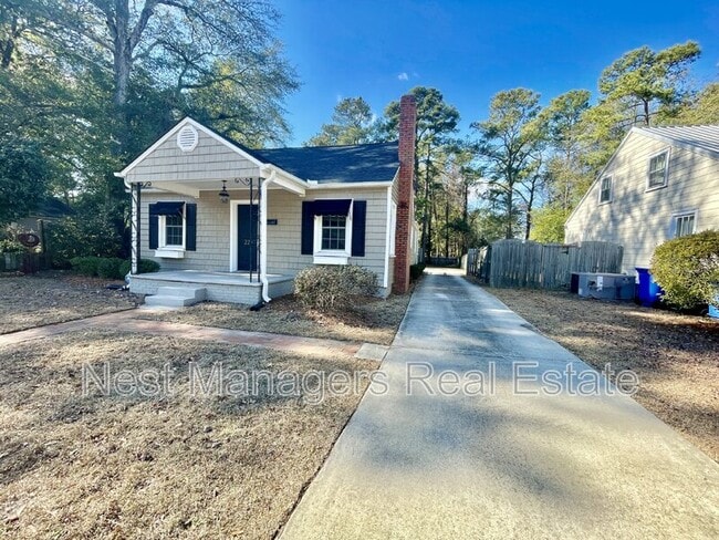 Building Photo - 228 Pinecrest Dr