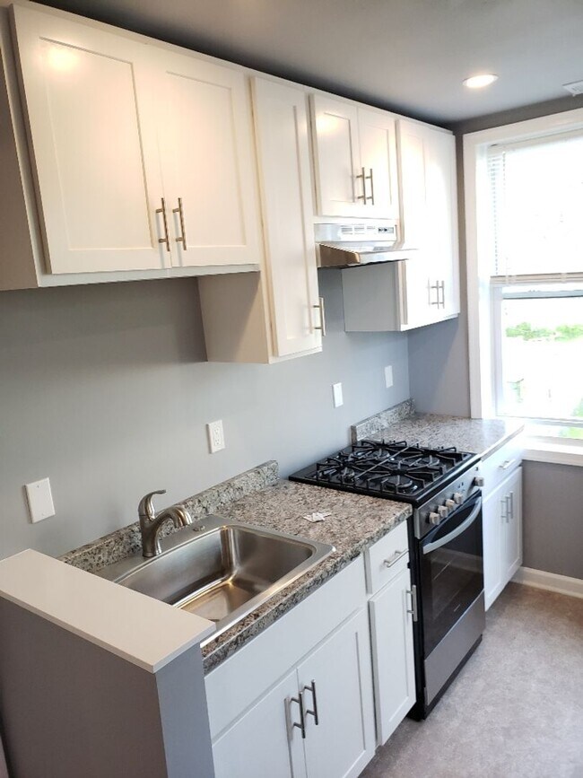 Building Photo - 3925 Greenmount Ave
