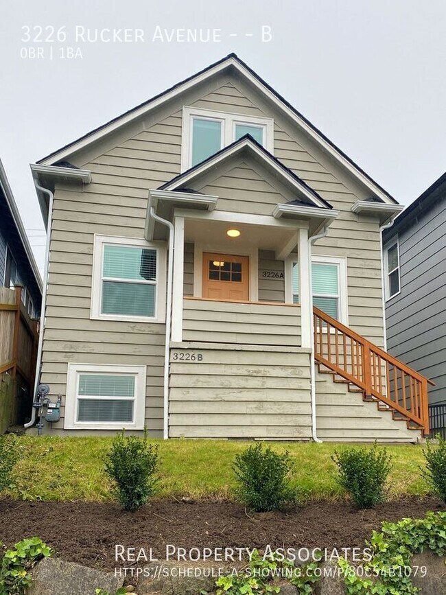 Building Photo - 3226 Rucker Ave