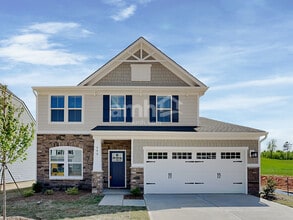 Building Photo - 648 Hamilton Park Dr