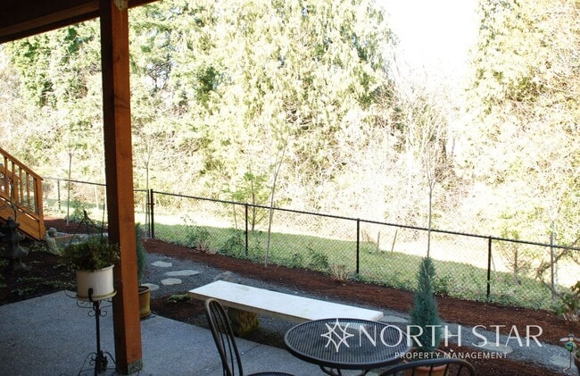 Building Photo - Zen oasis with stunning green space views.