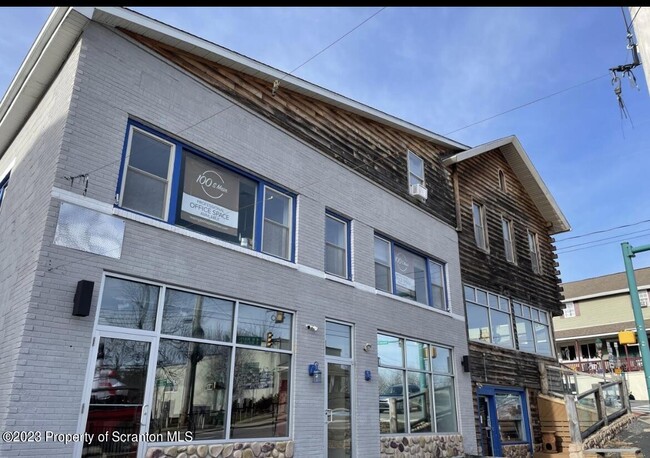 Building Photo - 100 N Main St