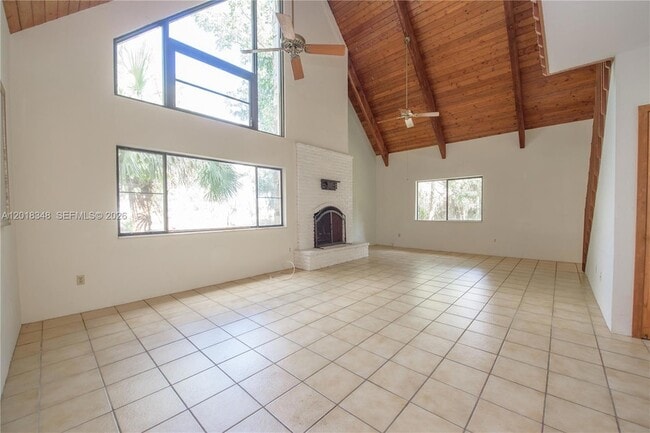 Building Photo - 31020 SW 193rd Ave