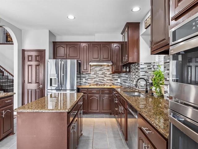 Building Photo - 13646 Badger Creek Dr