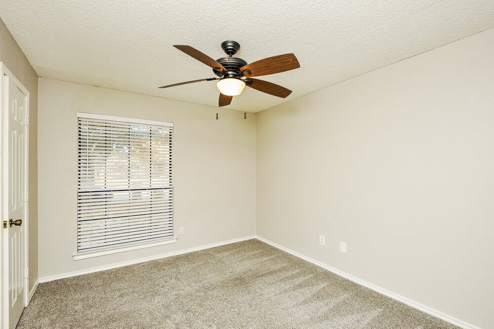 Building Photo - 4909 Barberry Dr