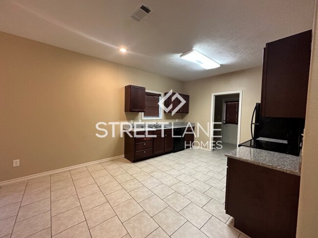 Building Photo - Charming 2 Bedroom in Texarkana!