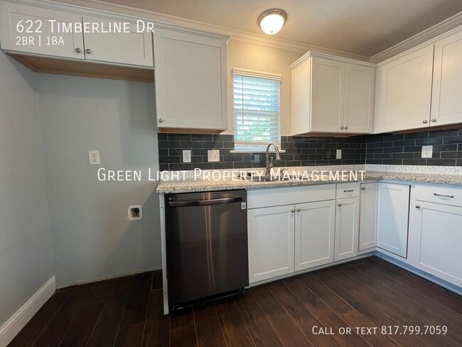 Building Photo - 622 Timberline Dr