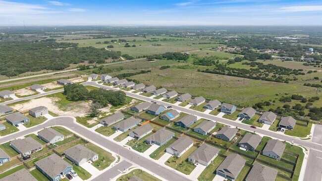 Building Photo - 412 Heritage Grvs Rd