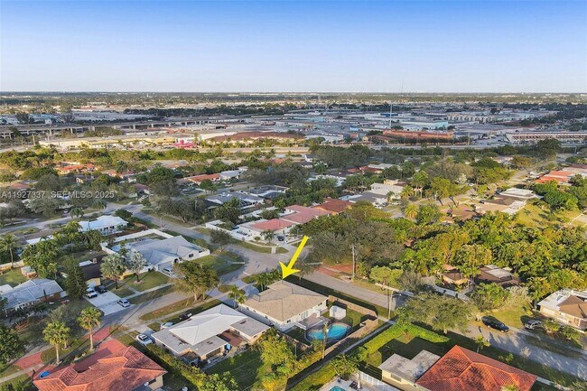 Building Photo - 1102 Meadow Lark Ave