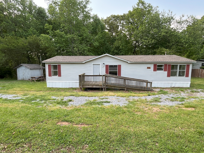 Primary Photo - 7036 Mountain Ridge SE