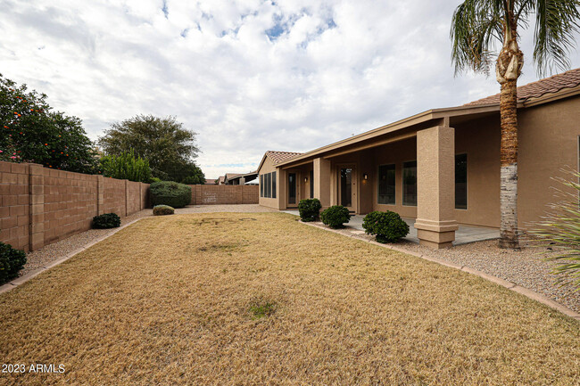 Building Photo - 4603 W Villa Linda Dr