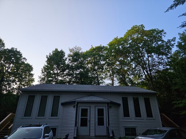 Building Photo - 132 Maranacook Rd