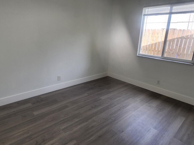 Building Photo - 696 Dotterel Rd