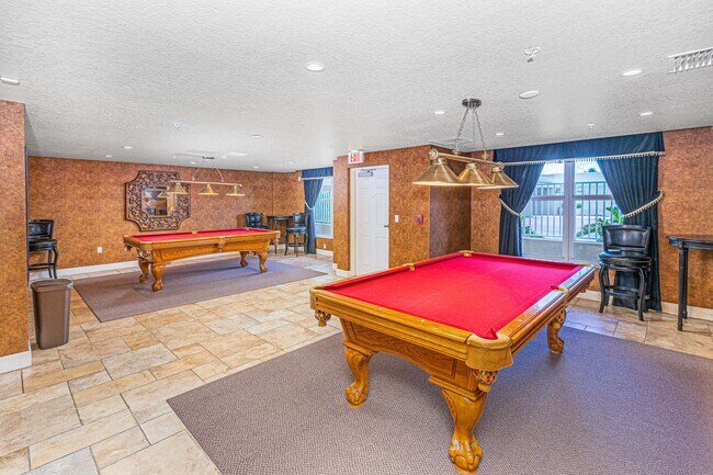 Building Photo - Furnished Daytona Beach Shores Condo